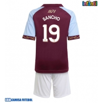 Camisa de Futebol Aston Villa Jadon Sancho #19 Equipamento Principal Infantil 2025-26 Manga Curta (+ Calças curtas)